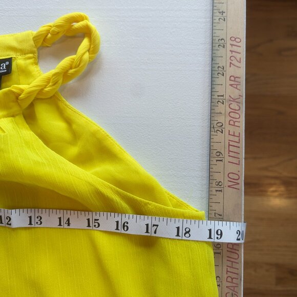 a.n.a. Yellow Size Medium Tunic - Picture 2 of 10